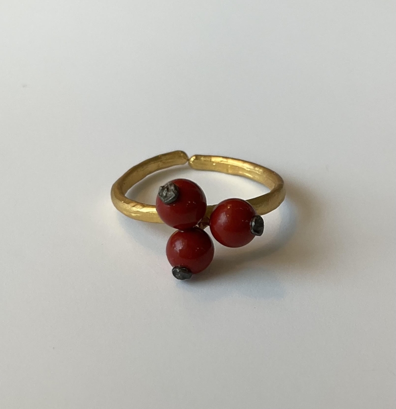 Winterberry Ring 